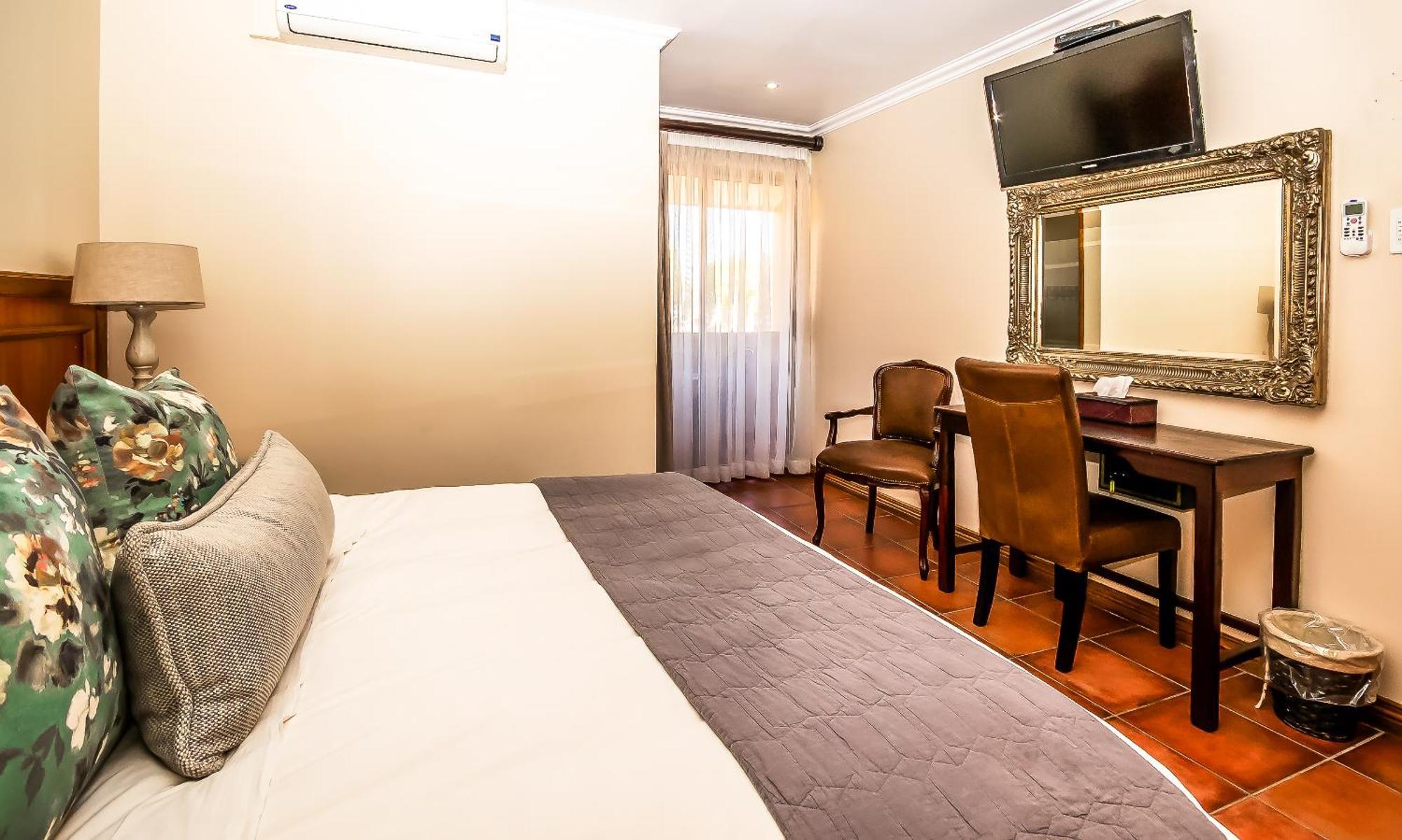Sunward Park Guest House & Conference Center Boksburg Exteriör bild