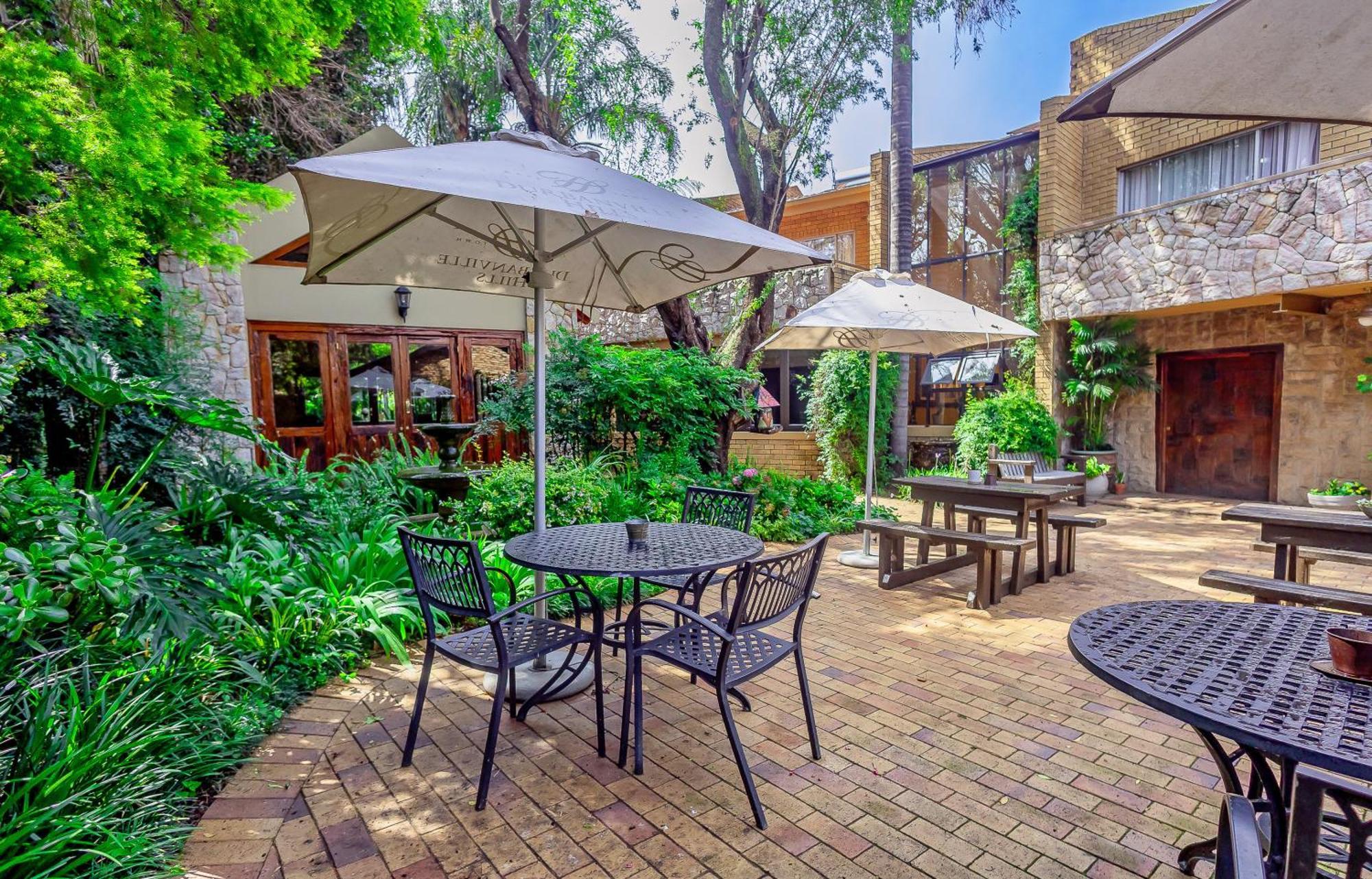 Sunward Park Guest House & Conference Center Boksburg Exteriör bild
